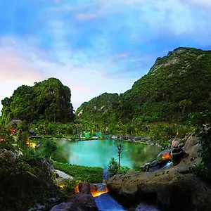 万雅岚温泉度假村 度假村 怡保