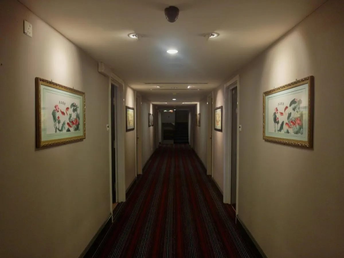 Red Rock Hotel Penang Georgetown 3*,